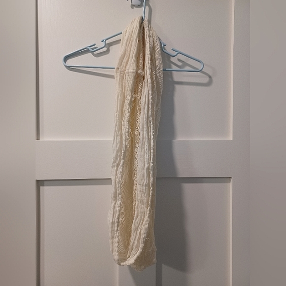 AMERICAN EAGLE OUTFITTERS Women's White Delicate Embroidered Infinity Scarf, OS